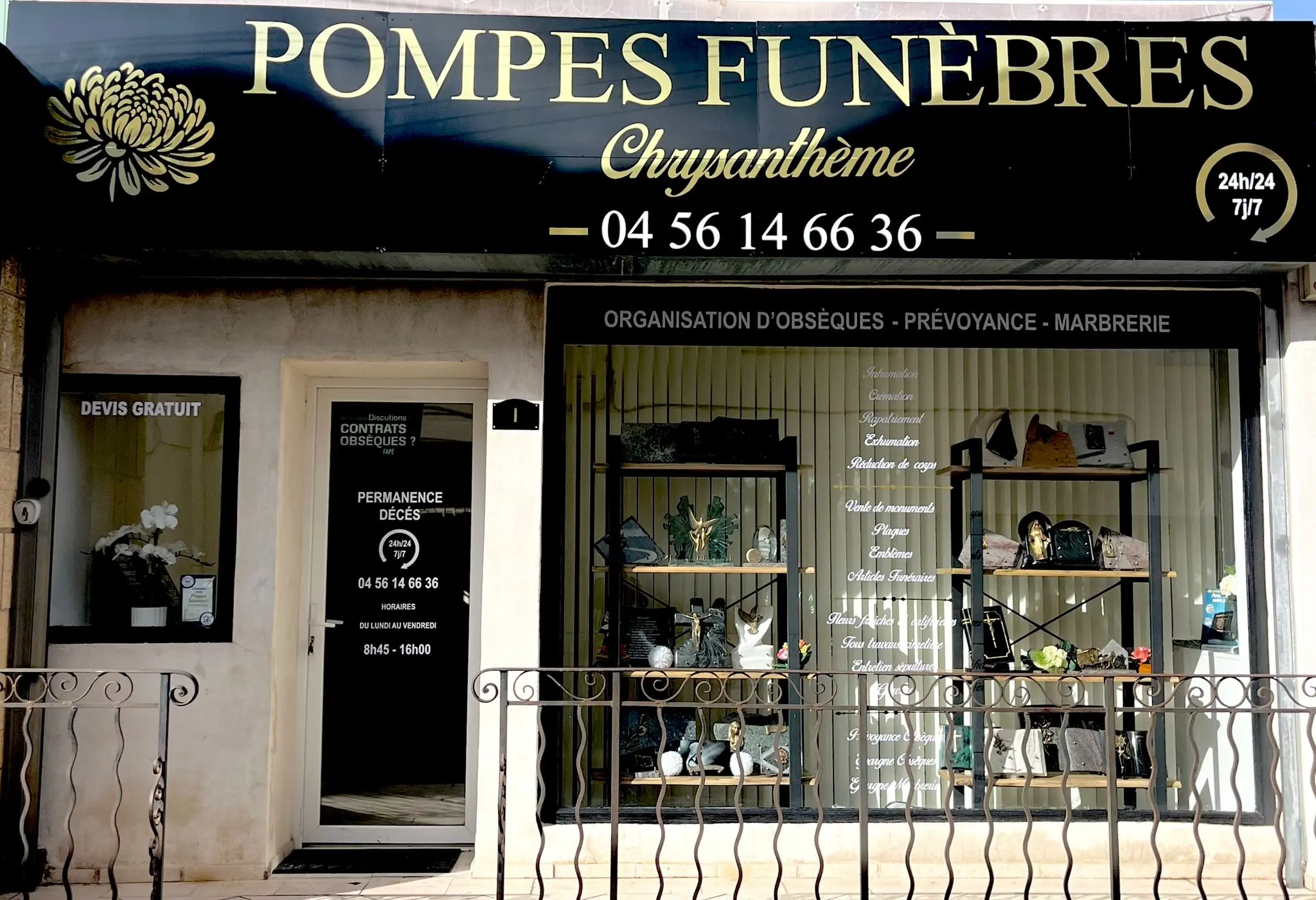 Vitrine Pompes Funèbres Chrysanthème